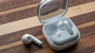 هدفونهای کلیپسی سامسونگ (Galaxy Buds Able) با تأخیر معرفی میشوند